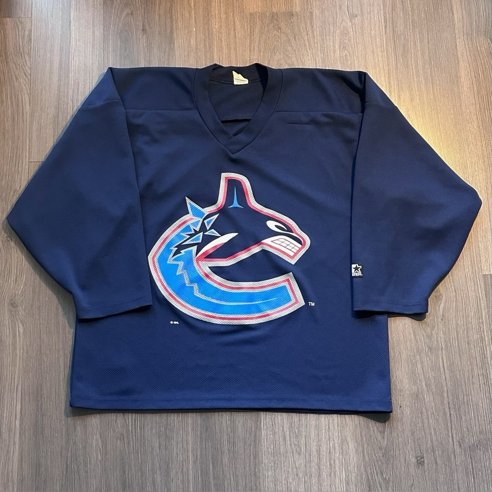 Vintage Hockey Canucks Starter Jersey
